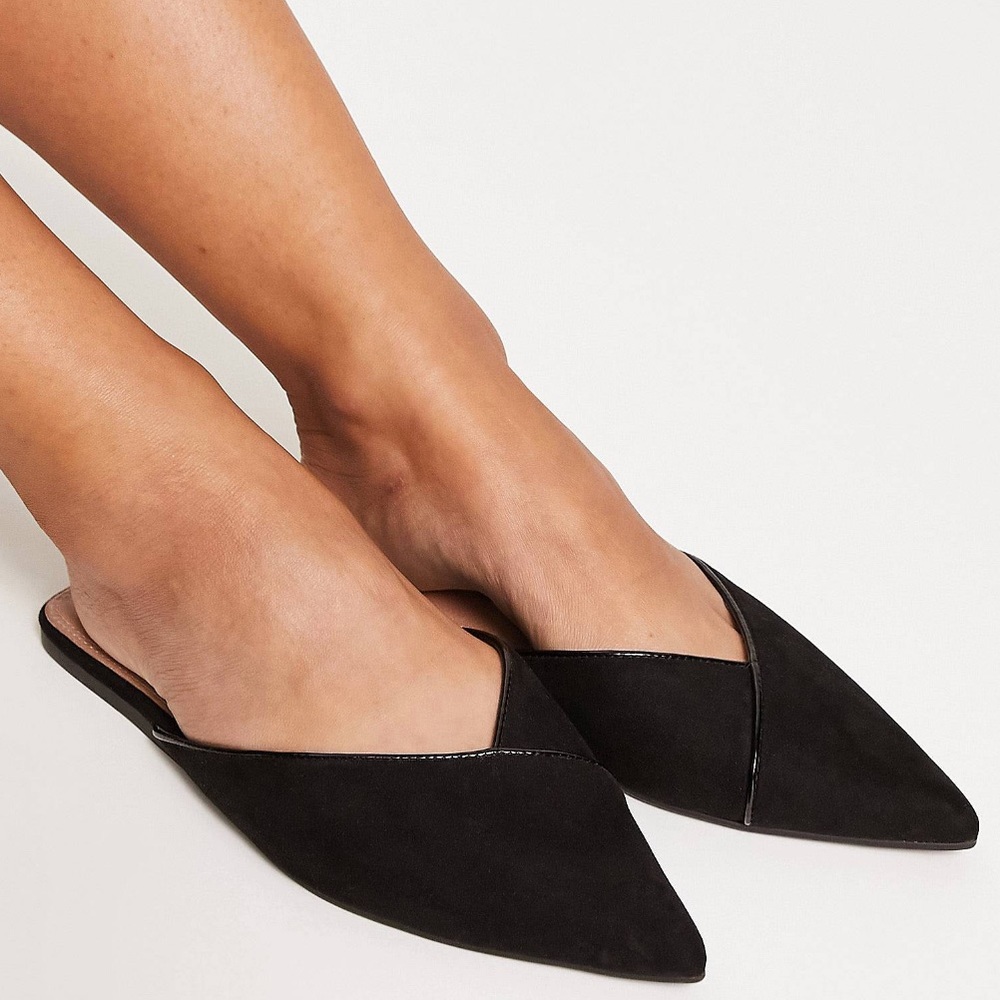 Wide fit Luna ballet pointed toe mule size 9